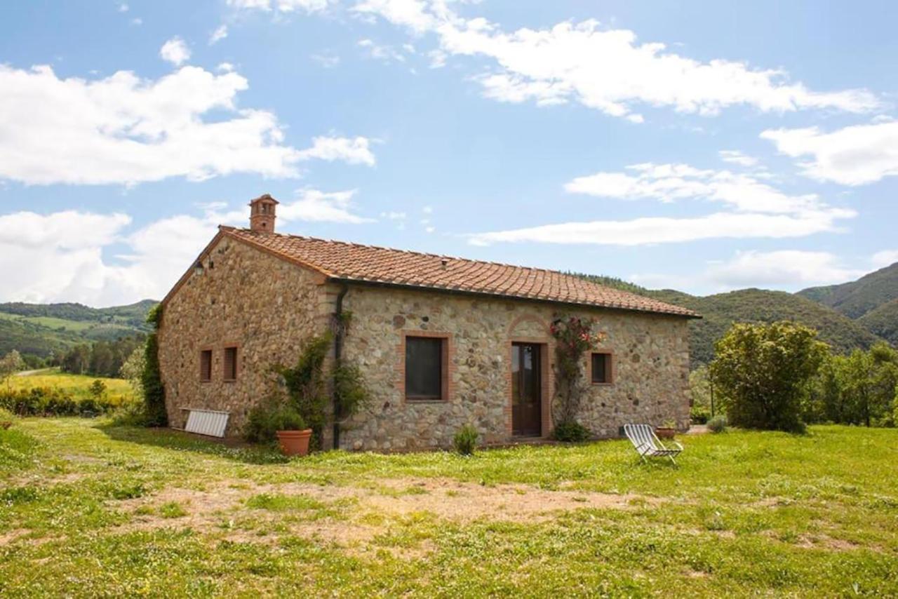 Agriturismo Fattoria Di Statiano Pomarance Buitenkant foto