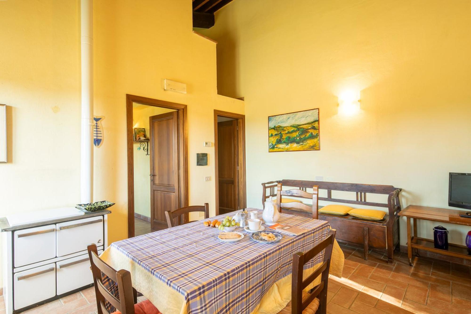 Agriturismo Fattoria Di Statiano Pomarance Buitenkant foto